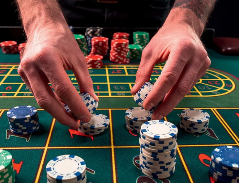 ایک اکاؤنٹ بنائیں یا Interbet Mobile کیسینو میں لاگ ان کریں۔